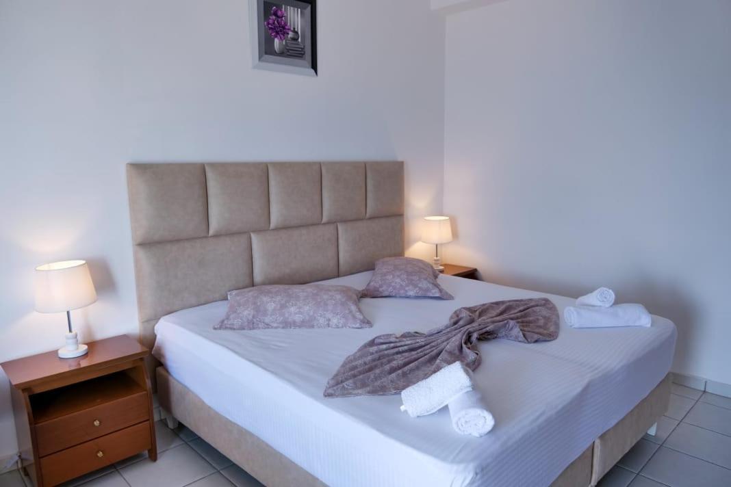 Blue Heaven Hotel Саранде Екстериор снимка