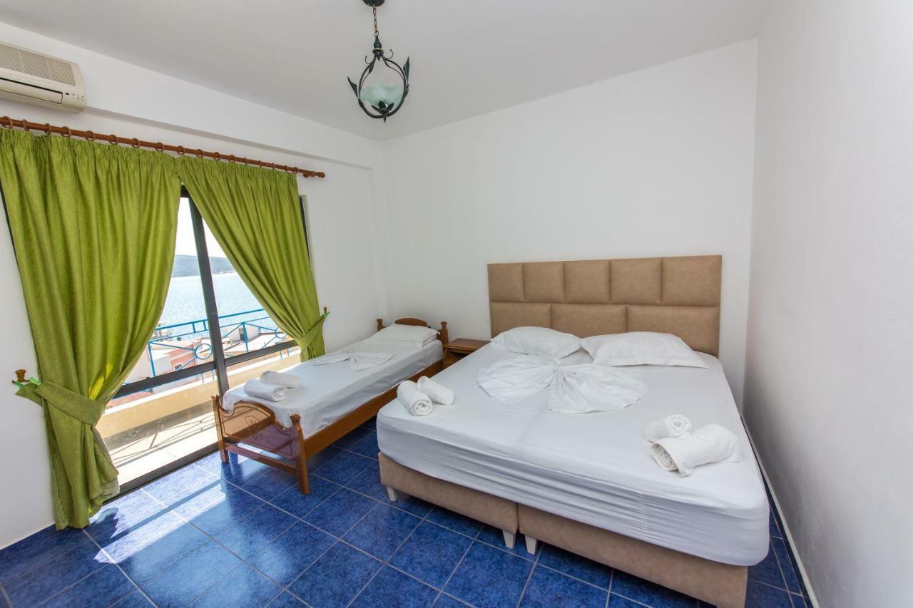 Blue Heaven Hotel Саранде Екстериор снимка